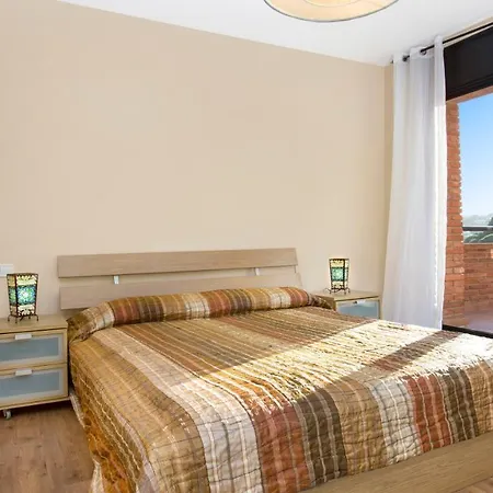 Sleeps 8 Lloret de Mar