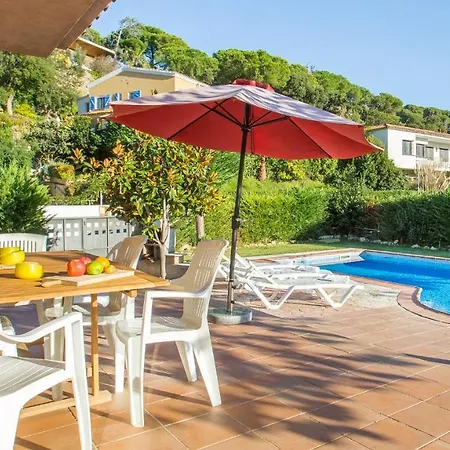 Sleeps 8